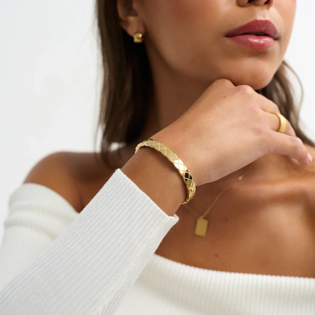 Luqro | Bracelet Bangle Doré Intemporel pour Femmes